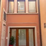 Nest Living Sunset 42 - Center 公寓