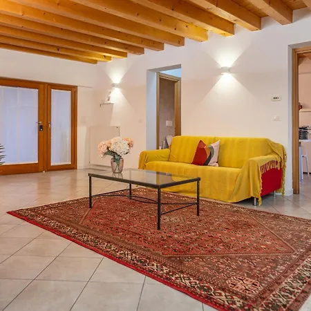 Nest Living Sunset 42 * Udine